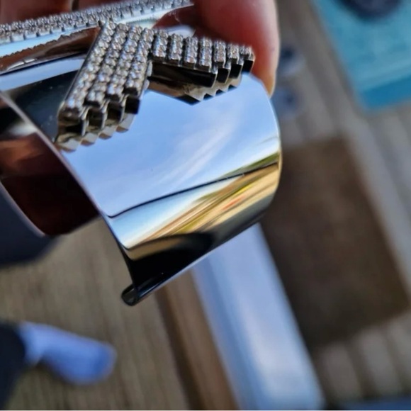 Atelier Swarovski Karl Lagarfeld KK Silver Cuff. Karl Lagarfeld Hip Chic Cuff. - Picture 9 of 16